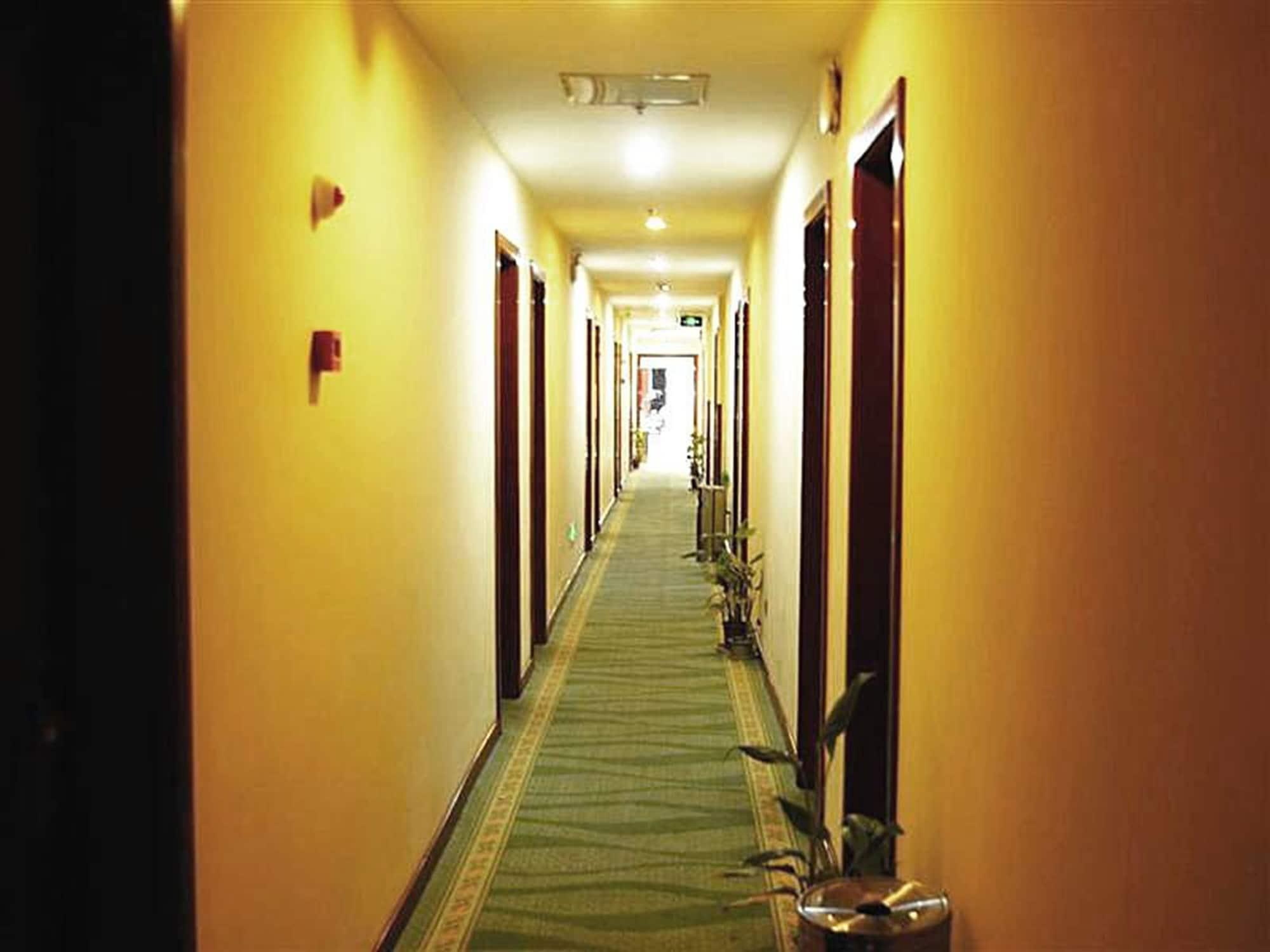 Greentree Inn Anhui Bengbu Longhu Express Hotel מראה חיצוני תמונה